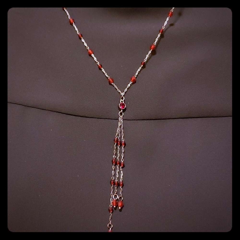 Beautiful dainty women's or girls fashion necklace